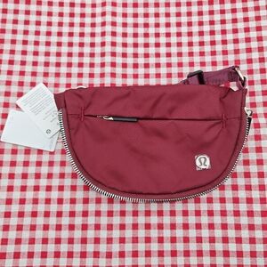 Lululemon All Night Festival Bag 2L